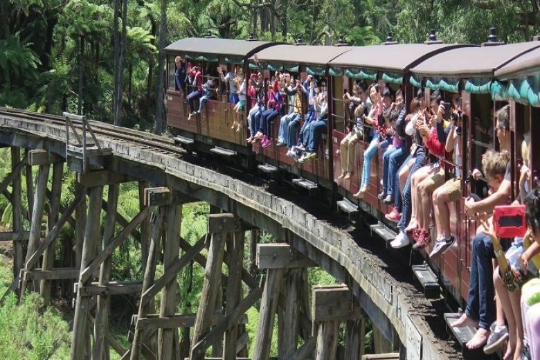 Xe lửa hơi nước: Puffing Billy